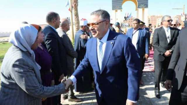 افتتاح مشروعات في البحر الأحمر احتفالا بالعيد القومي.. مول تجاري ومحطة صرف
