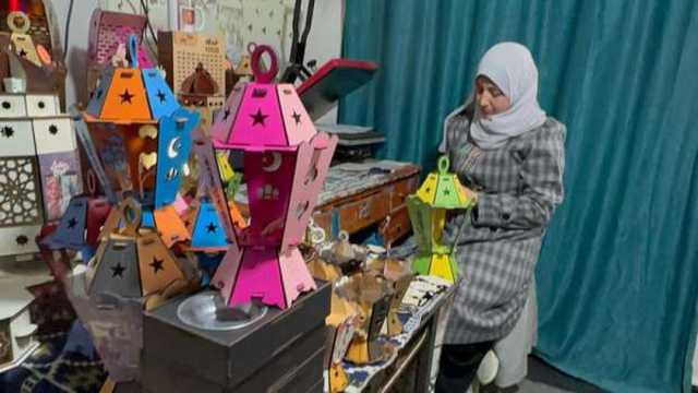 فانوس رمضان بصورتك.. مشروع «سالي» للهاند ميد في الغربية