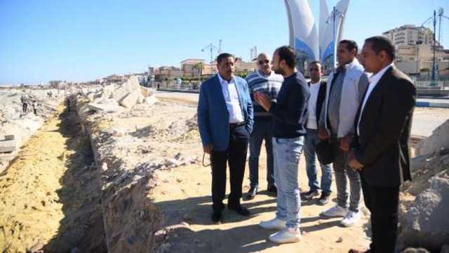 محافظ مطروح يتابع أعمال تطوير الكورنيش