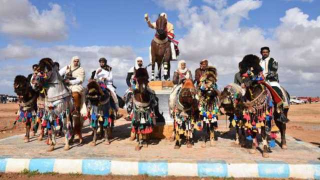 محافظة مطروح تحتفل بالذكرى الـ109 لعيدها القومي.. سباقات فروسية وزفاف جماعي