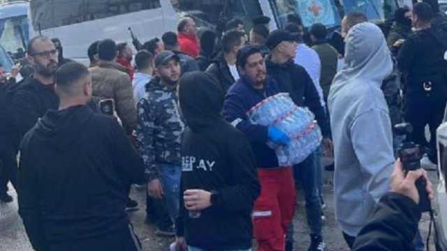 وصول الأسرى الفلسطينيين إلى رام الله بعد الإفراج عنهم (فيديو)