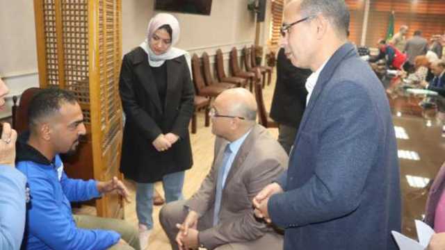 محافظ القليوبية يوجه بتوفير عربة طعام لشاب من ذوي الهمم ضمن الاجتماع الأسبوعي