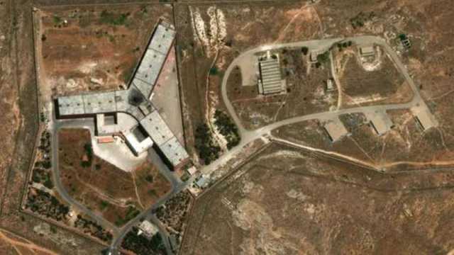الدفاع المدني السوري يكشف حقيقة وجود معتقلين في زنازين سرية بسجن صيدنايا