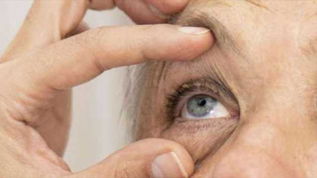 9 طرق لمساعدة كبار السن على التكيف مع ضعف البصر