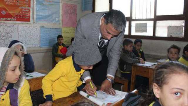 وكيل «تعليم الجيزة» يحيل عددا من مديري المدارس للتحقيق