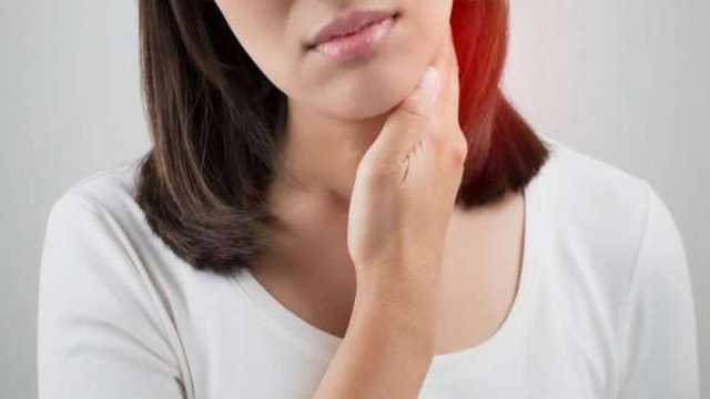 5 نصائح لتحسين وظيفة الغدة الدرقية الخاملة.. تجنب السكريات