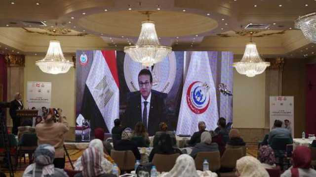 وزير الصحة يشدد على دور الأطباء في مكافحة ختان الإناث