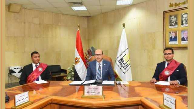رئيس جامعة أسيوط: توسيع قاعدة مشاركة الطلاب في الأنشطة المختلفة