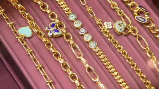 سعر الذهب اليوم الخميس 19-12-2024 بمنتصف التعاملات.. تحديث عيار 21