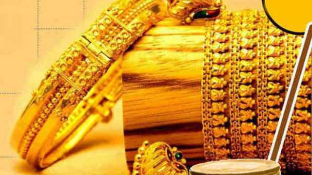 سعر الذهب الآن في محال الصاغة بمنتصف التعاملات.. تحديث عيار 21