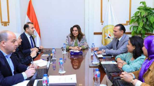 وزيرة التنمية المحلية تتابع آخر تطورات المشروعات الممولة من الاتحاد الأوروبي