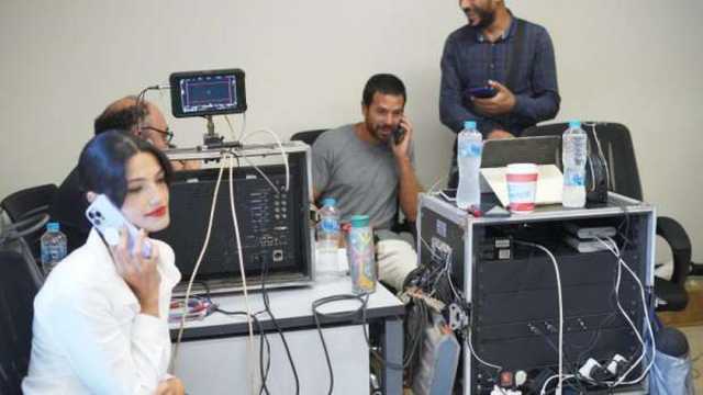 الصور الأولى من كواليس فيلم «لأول مرة» بطولة تارا عماد وعمر الشناوي