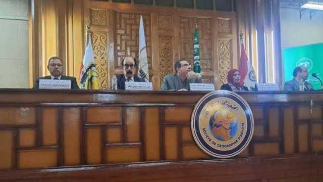 دار الكتب تشارك في مؤتمر الدراسات البردية والنقوش بجامعة عين شمس