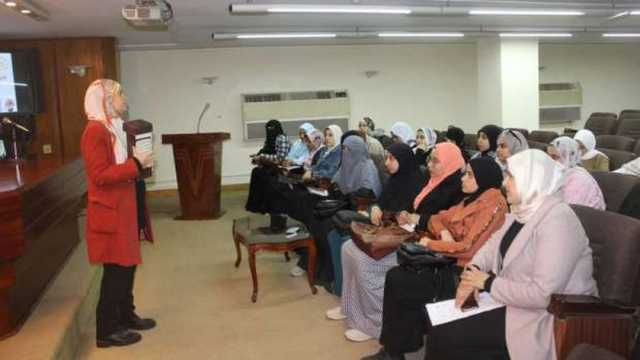 طالبات جامعة الأزهر في ضيافة دار الكتب والوثائق