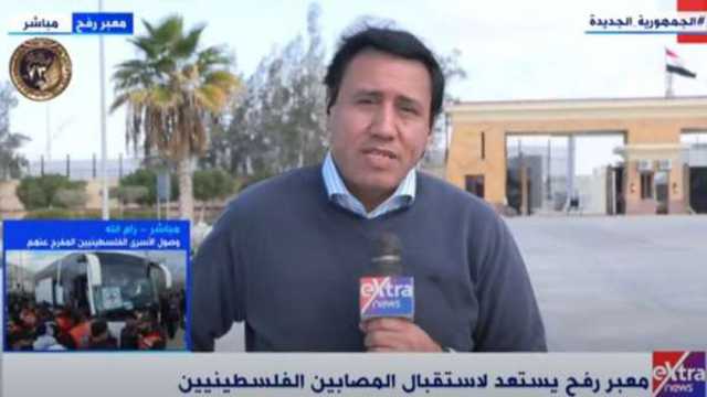 تمهيد الطرق المدمرة في غزة لتسهيل حركة دخول سيارات الإسعاف ونقل المصابين