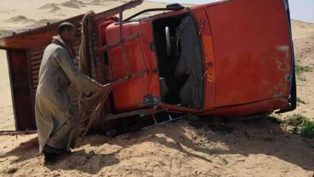 محافظ المنيا يوجّه بتقديم أوجه الرعاية لـ 20 مصابا بحادث سيارة ربع نقل