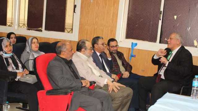 جامعة أسوان تنظم ورشة عمل بعنوان «الحالات المتقدمة في الجراحة بالمناظير»