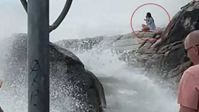 فيديو يوثق لحظة مصرع الممثلة الروسية كاميلا بيلياتسكايا على الشاطئ.. «بتلعب يوجا»