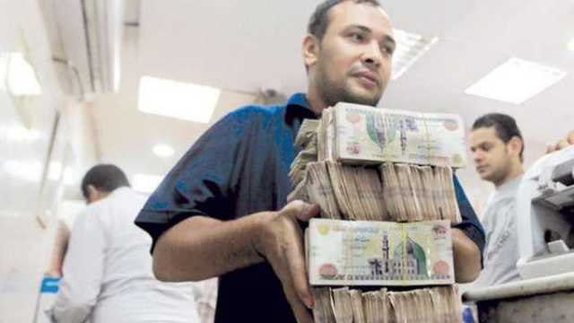 بعد الزيادة الجديدة.. جدول المرتبات حسب الدرجة للموظفين في الحكومة