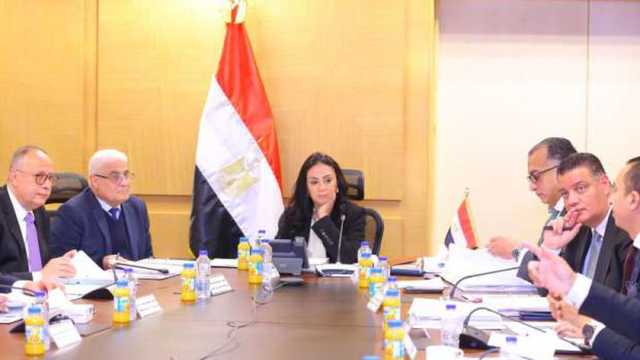 وزيرة التضامن تستعرض استراتيجية إعادة هيكلة وتطوير بنك ناصر الاجتماعي