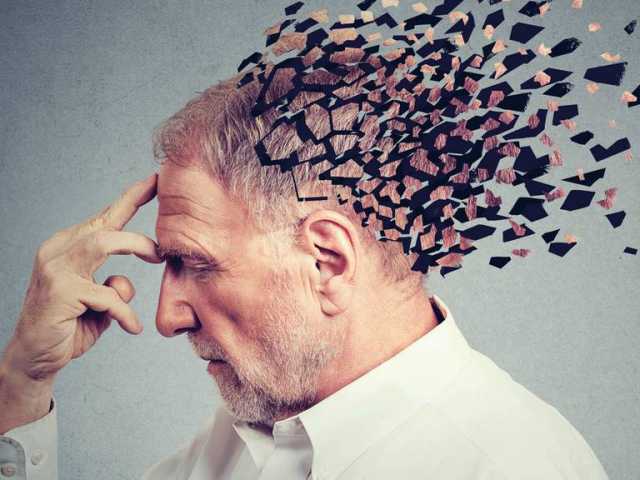 الدخل المحدود يزيد خطر الإصابة بالخرف