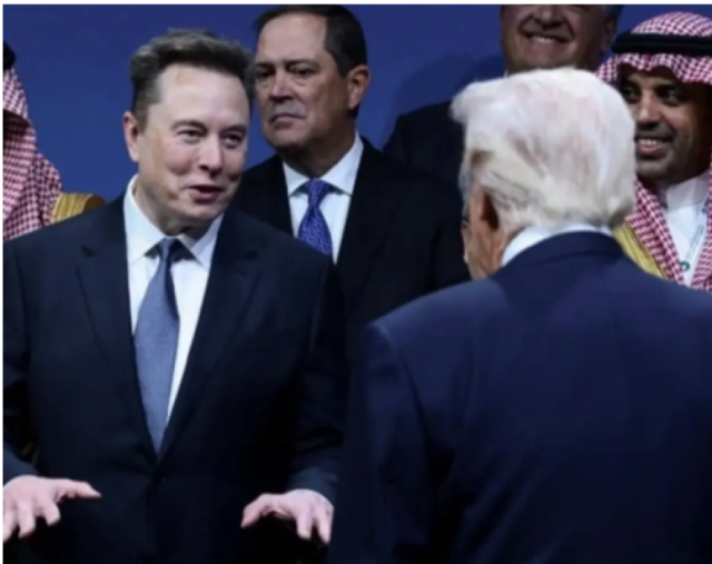 إيلون ماسك يلتقي ترامب في البيت الأبيض .. هل انتهت القطيعة؟