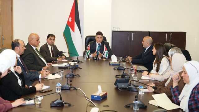 وزارة النقل تبحث تعزيز جاهزيتها الرقمية وتقييم ثقافة التحول الرقمي بين العاملين