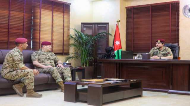 عاجل | ولي العهد يزور فريق مكافحة الإرهاب المائي ويطلع على تدريباته ومعداته الحديثة