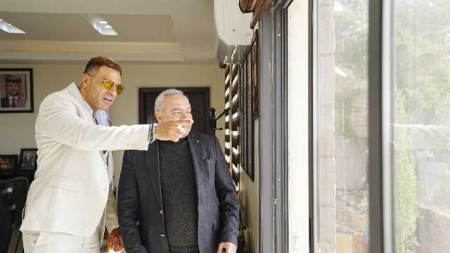 محمد نور يزور مدينة البترا ويشيد بجمالها