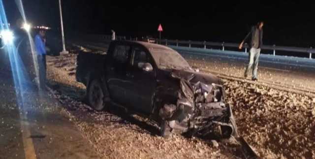 تصادم 3 مركبات على الطريق الصحراوي يسفر عن 5 إصابات