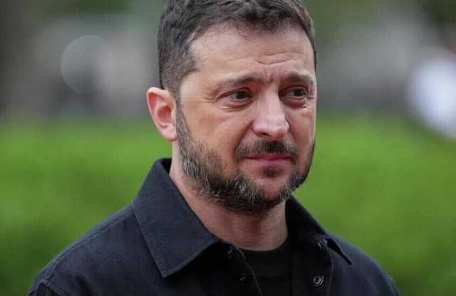 زيلينسكي يوافق على التفاوض بشأن خطة السلام الأميركية رغم التنازلات الكبيرة