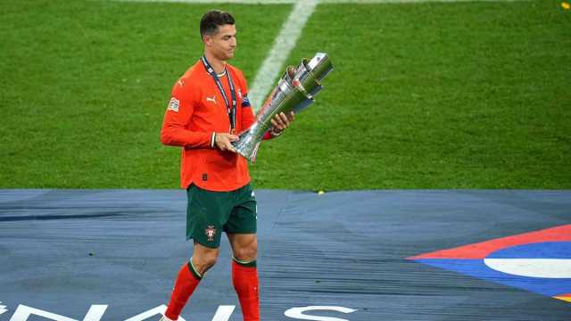  البرتغال تتأهل لكأس العالم ورونالدو يغيب عن المدرجات