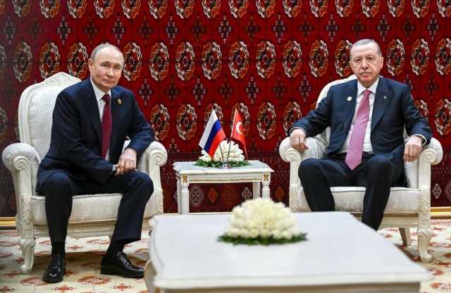 محادثات موسعة بين بوتين وأردوغان في تركمانستان
