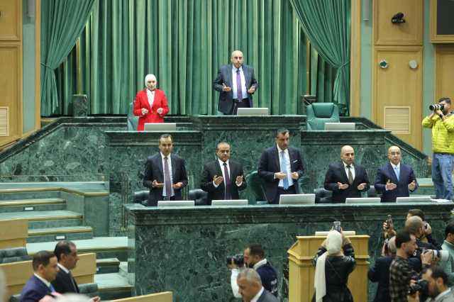 بالفيديو… مجلس النواب يقرأ الفاتحة على روح الشهيد وصفي التل