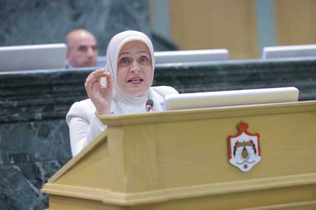 القوابعة تطالب بزيادة الاستثمارات والرواتب لمواجهة البطالة في الطفيلة