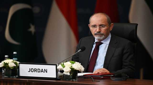 عاجل | الصفدي يبدأ زيارة عمل إلى الدوحة ويجتمع مع رئيس وزراء قطر