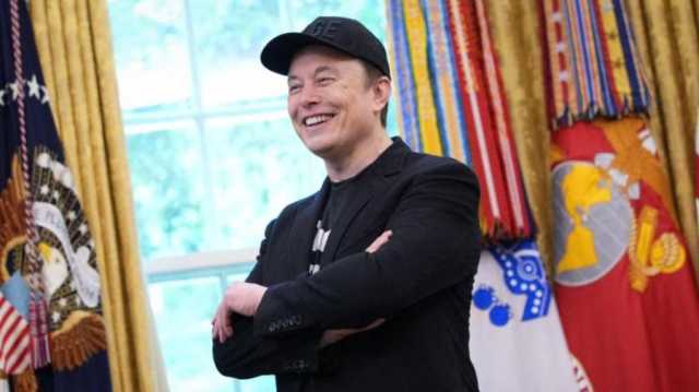 إيلون ماسك يشعل “حرب المليارديرات” مجددا