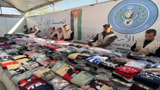 الحملة الأردنية توزّع 1600 طرد كسوة شتوية للأطفال ضمن حملة الشتاء في غزة