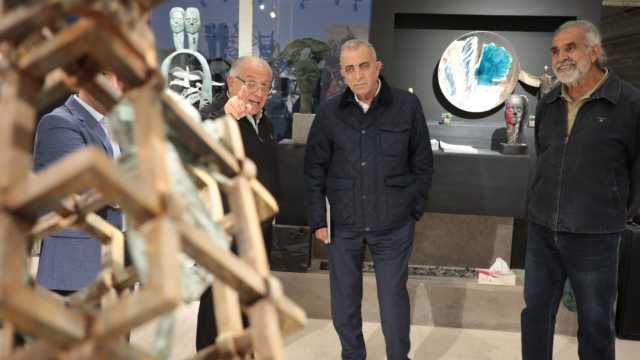 وزير الثقافة يزور محترف الفنان حازم الزعبي ويثني على دور الفن التشكيلي الأردني