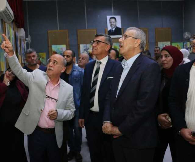 افتتاح المعرض الشخصي الثامن للفنان نصر الزعبي بعنوان “نبضات”