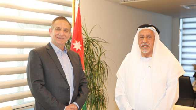 الخريسات يبحث مع أمين جائزة خليفة دعم تطوير قطاع النخيل وصناعة التمور الأردنية