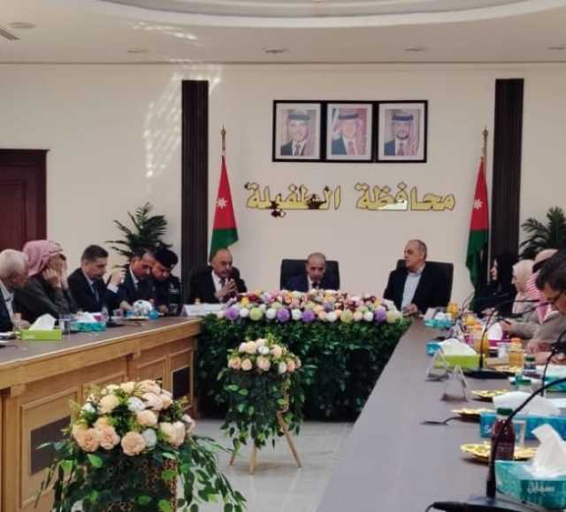 وزيرا الإدارة المحلية والسياحة يلتقان مع فعاليات السياحة في الطفيلة