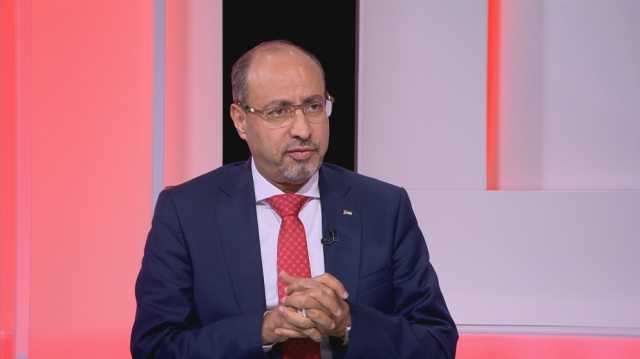 السليحات يطالب بزيادة رواتب المتقاعدين بعد 14 عامًا من الجمود