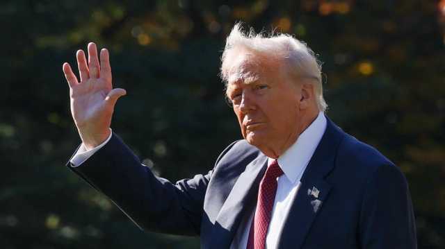 ترامب يحذر .. ستكون هناك عقوبات شديدة على أي دولة تتعامل تجارياً مع روسيا