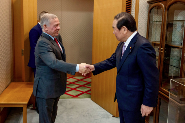 عاجل | الملك يؤكد عمق الشراكة الأردنية–اليابانية ويبحث المستجدات الإقليمية