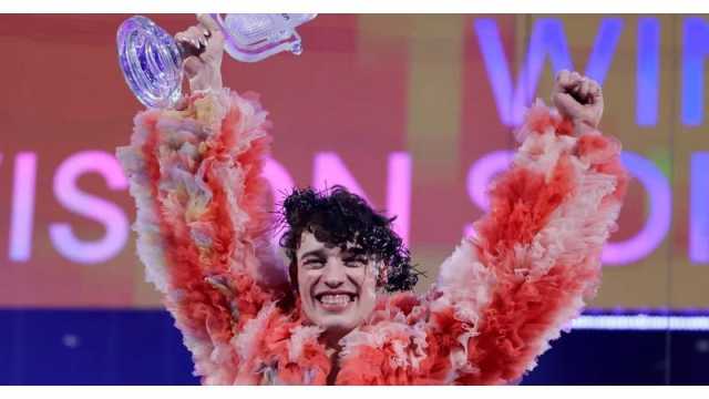 نيـمو يعيد كأس يوروفيجن احتجاجاً على مشاركة إسرائيل