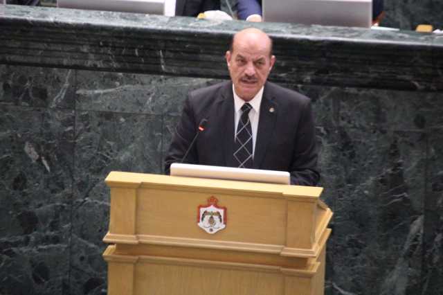 النائب شاهر شطناوي ينتقد قرار تأنيث المدارس الحكومية