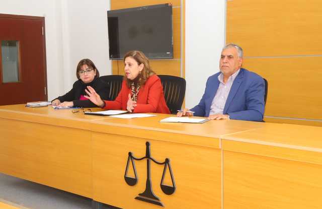 كلية الحقوق بجامعة البترا تستضيف محاضرة للوزيرة الأسبق ياسرة غوشة