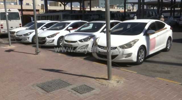 سائقو سفريات: استمرار العمل عبر المنصة يربكنا ويكبدنا خسائر مالية كبرى