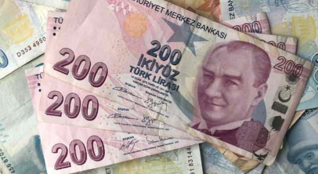 البنك المركزي التركي يرفع الفائدة إلى 25%